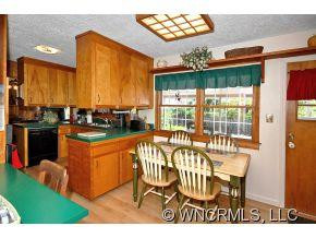 70 W. Oakview Road - Photo 8