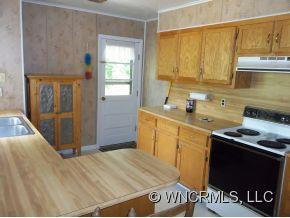 81 Old Mars Hill Hwy - Photo 10