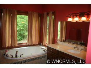 225 Eastmoor Drive - Photo 14
