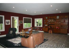 225 Eastmoor Drive - Photo 16