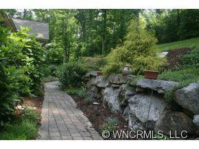 225 Eastmoor Drive - Photo 3