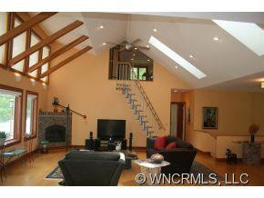 225 Eastmoor Drive - Photo 5