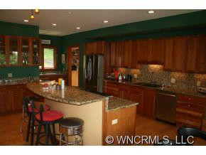 225 Eastmoor Drive - Photo 6