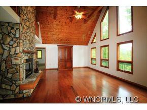 186 Fallen Timber Drive - Photo 4