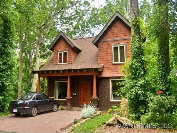 17 WESTOVER DRIVE