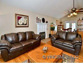 146 PINE VALLEY LANE - Photo 2