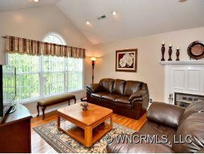 146 PINE VALLEY LANE - Photo 6