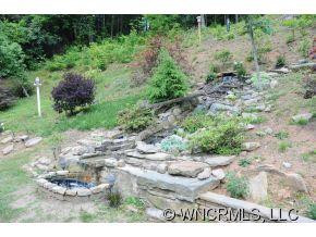 7051 HOWARD GAP RD - Photo 16