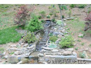 7051 HOWARD GAP RD - Photo 17