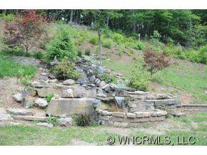 7051 HOWARD GAP RD - Photo 18