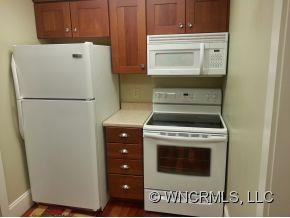 27 Lake Wood - Photo 18