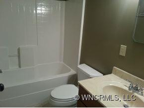 27 Lake Wood - Photo 21