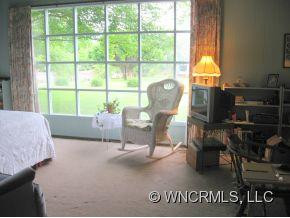 164 CAROLINA AVENUE - Photo 8