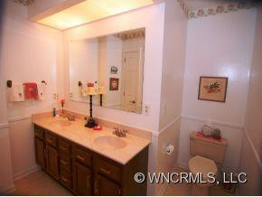 220 ESTATE DRIVE - Photo 12