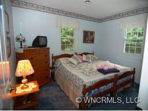 220 ESTATE DRIVE - Photo 14