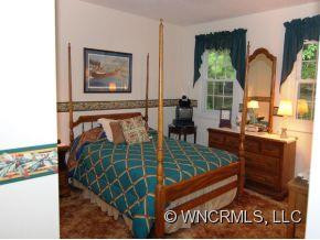 220 ESTATE DRIVE - Photo 15