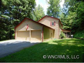 220 ESTATE DRIVE - Photo 19