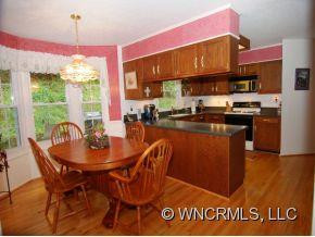 220 ESTATE DRIVE - Photo 6