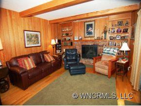 220 ESTATE DRIVE - Photo 8