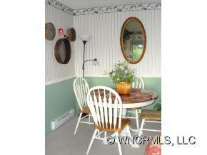 414 Spring Drive - Photo 5