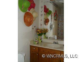 414 Spring Drive - Photo 7