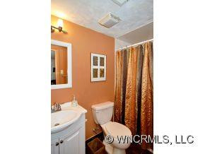 177 Lakeshore Drive - Photo 19