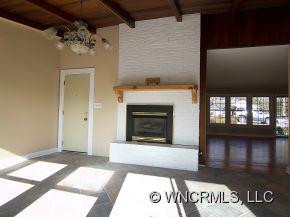 338 Hawthorne Drive - Photo 5