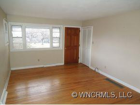 128 Longview Road - Photo 3