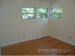 128 Longview Road - Photo 9