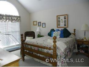 107 Jordan Lane - Photo 7