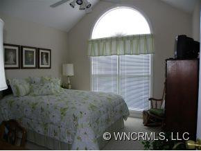 107 Jordan Lane - Photo 10