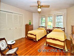 10 SUNSET TERRACE - Photo 12