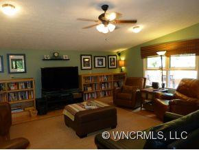 40 Hidden Mountain Cove - Photo 4