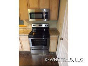 22 White Ave - Photo 7