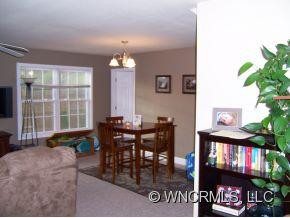 7 Mahogany Road - Photo 2
