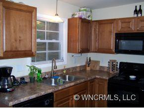 7 Mahogany Road - Photo 4