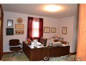 164 Farley Street - Photo 12