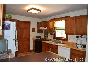164 Farley Street - Photo 6
