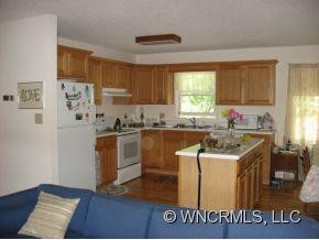 204 Hilltop Lane - Photo 7