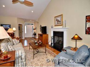 50 WATERSIDE - Photo 3