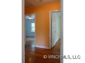305 Montreat Road - Photo 16