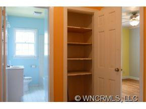 305 Montreat Road - Photo 21