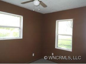 27 Sumter - Photo 4