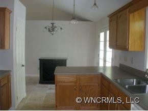 313 HEMLOCK SPRINGS TRAIL - Photo 7