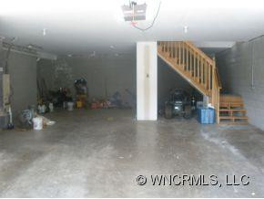 313 HEMLOCK SPRINGS TRAIL - Photo 8