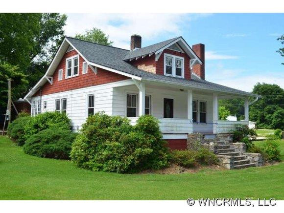 12 Triple Oak Drive