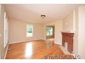 12 Triple Oak Drive - Photo 3