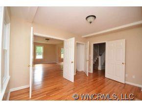12 Triple Oak Drive - Photo 9