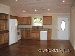 64 Steve's Way - Photo 3