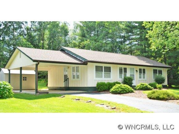 38 West Broadleaf Drive